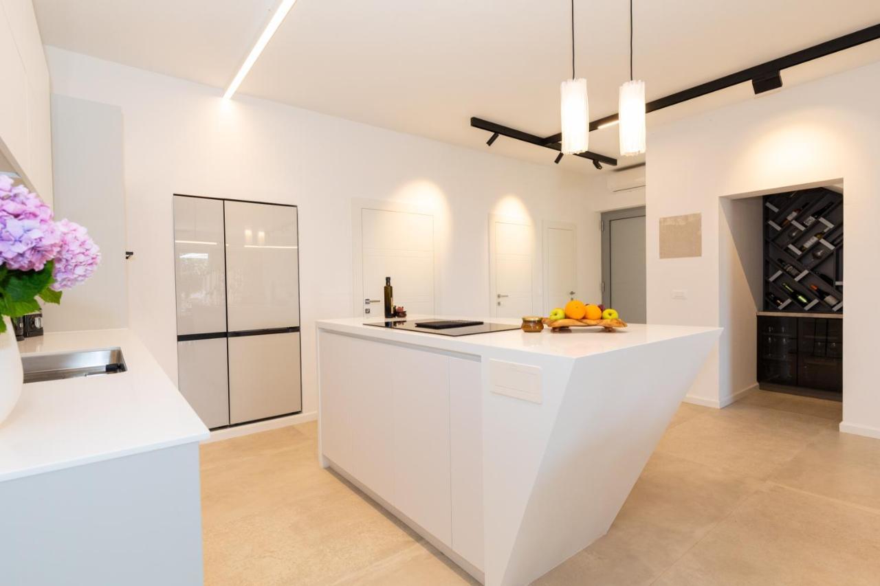 Вилла Luxury House Natanel Skrip Экстерьер фото
